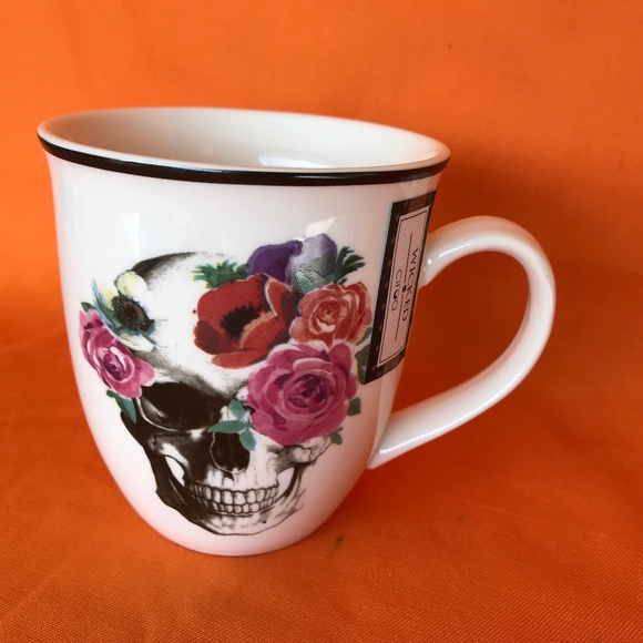CIROA Other - CIROA WICKED FLORAL ROSES SKULL HALLOWEEN MUG